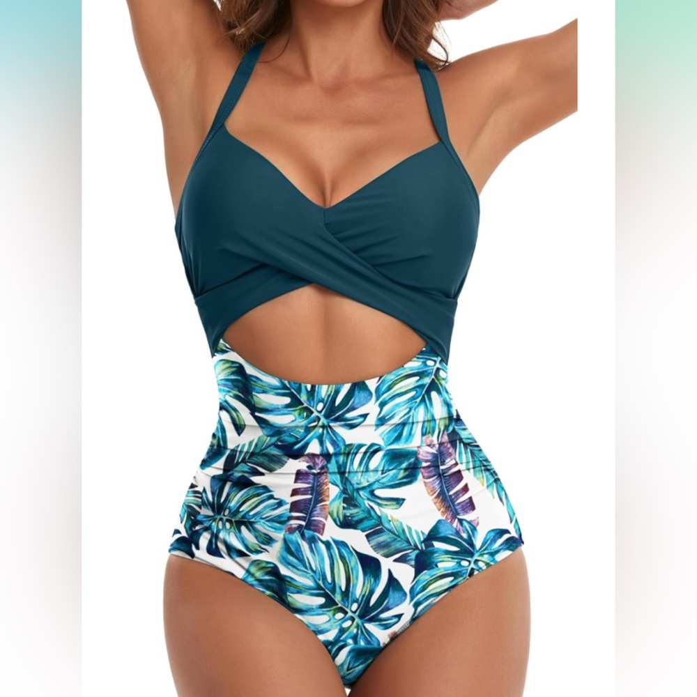 Swimsuit One Piece Tropical Print Open stomach, High waisted 4/6 NWT